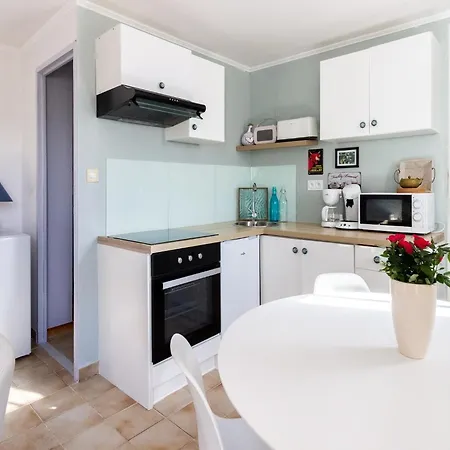 Attractive With Shared Pool In The Luberon Gargas (Vaucluse)