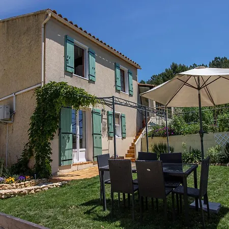 Attractive With Shared Pool In The Luberon Holiday home Gargas (Vaucluse)